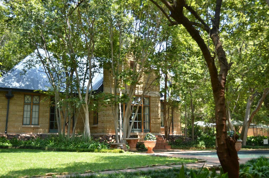 De Hoek Country Hotel Magaliesburg Eksteriør billede