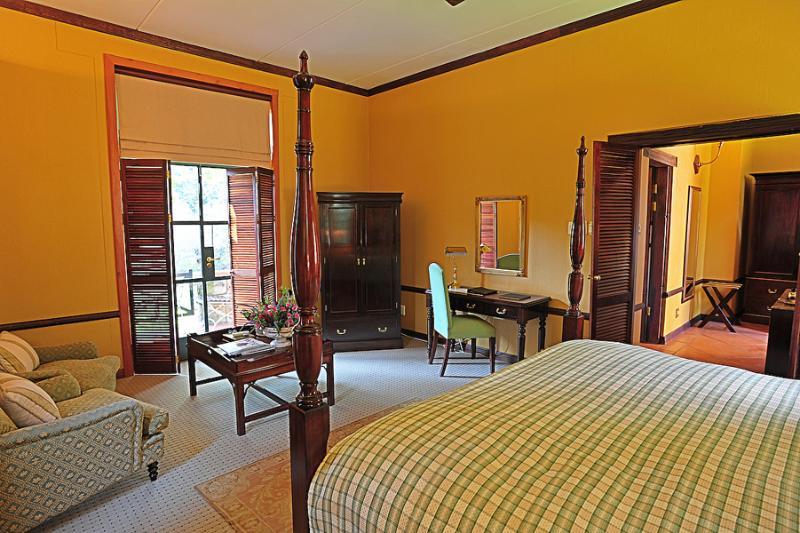 De Hoek Country Hotel Magaliesburg Eksteriør billede